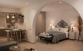 Pithos Modern Apartments